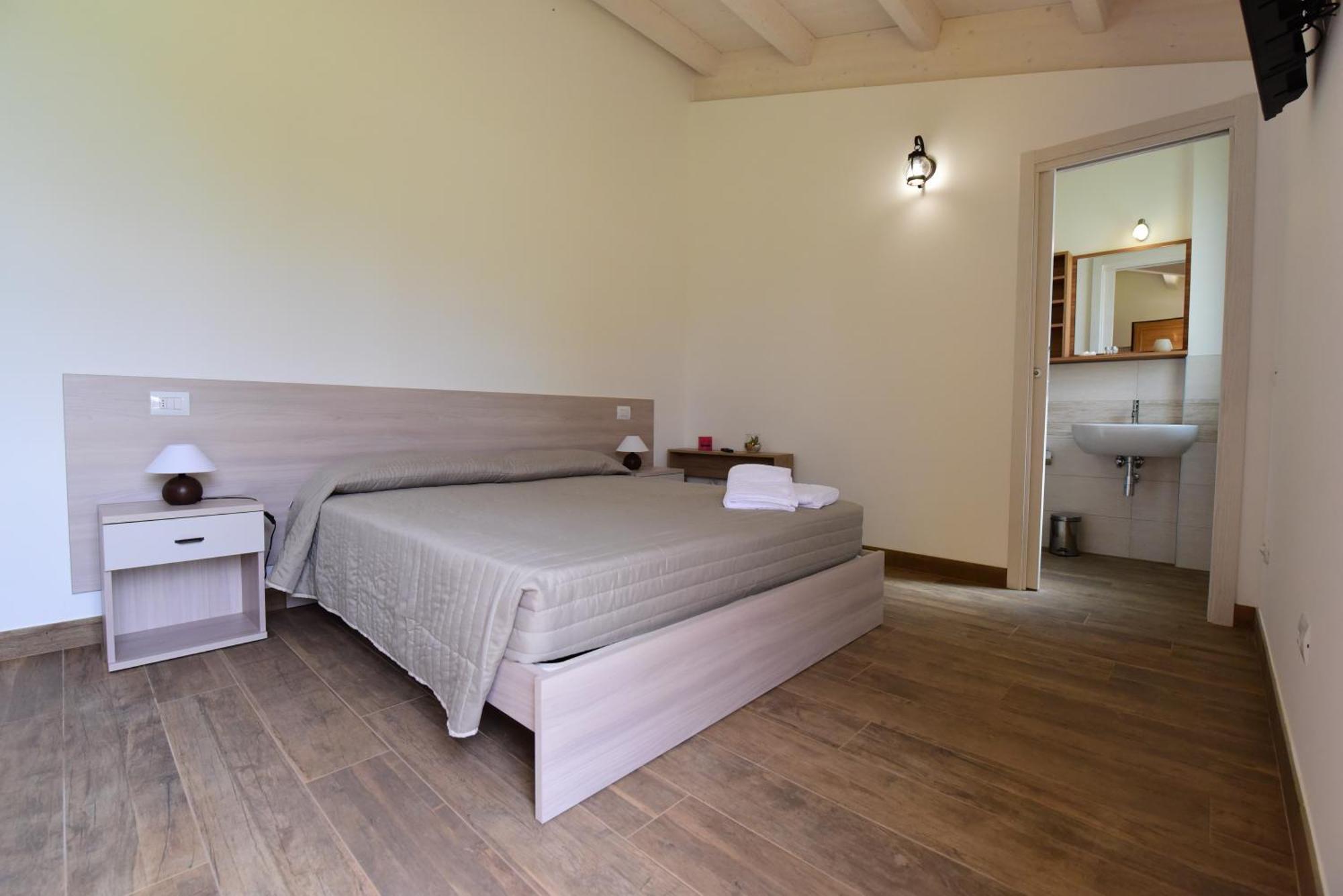 La Cerqua Villa Arcevia Bagian luar foto